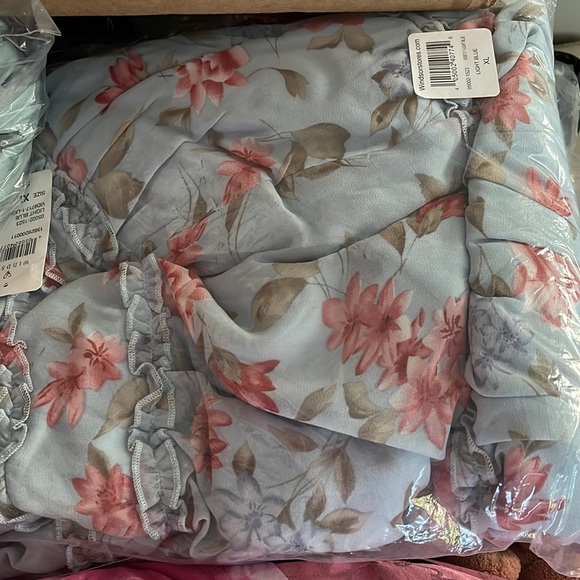 Quinn Formal Floral Ruffled A-Line Dress size XL - Picture 3 of 3